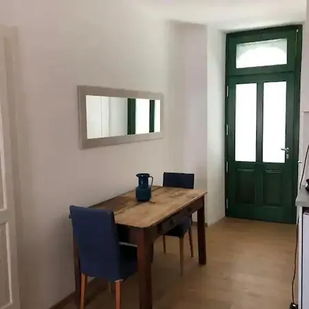 Apartamento Monolocale A - Monolocale Indipendente Con Divano Letto E Angolo Cottura *