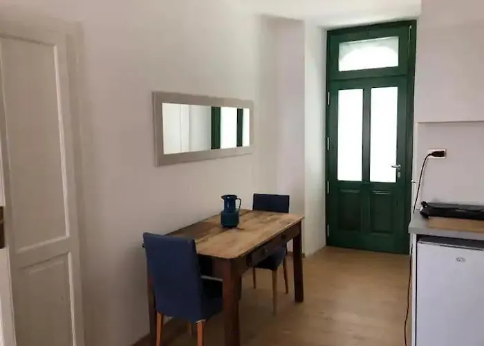 Apartamento Monolocale A - Monolocale Indipendente Con Divano Letto E Angolo Cottura *